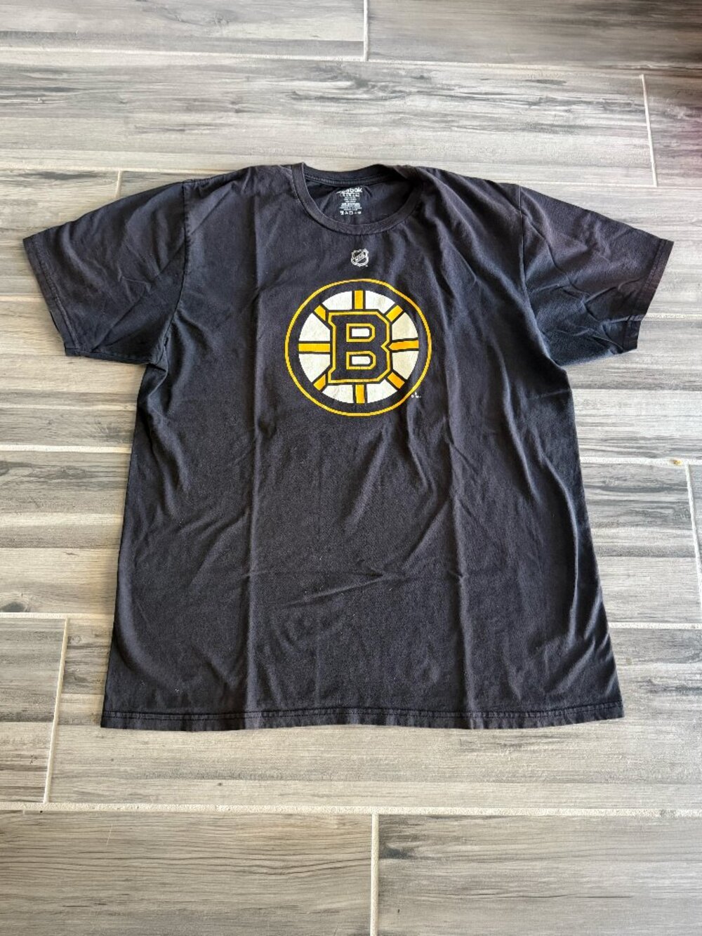 Reebok Boston Bruins Tyler Seguin #19 Graphic T-Shirt Men's XL